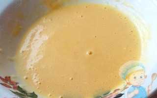 Яичные блины для салата. Рецепт с крахмалом, мукой, молоком, майонезом, соевым соусом, курицей, печенью